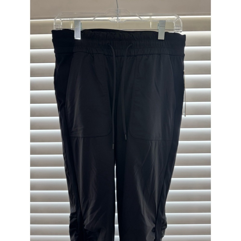 NWT Lululemon Beyond the Studio Jogger Black - Picture 3 of 13